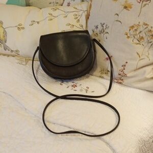 ❤️❤️❤️❤️ Coach Vintage Black Casey Crossbody - Nice Condition